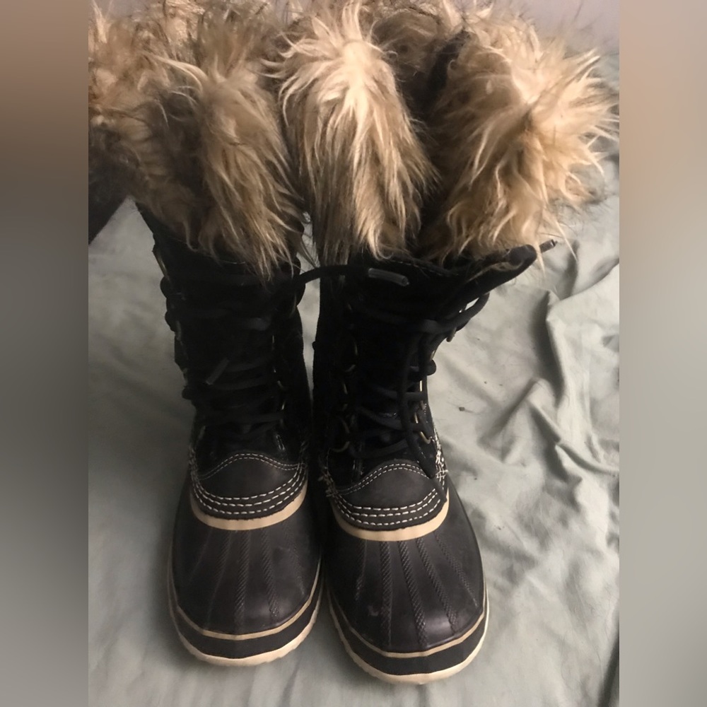 Sorel Joan of Arctic